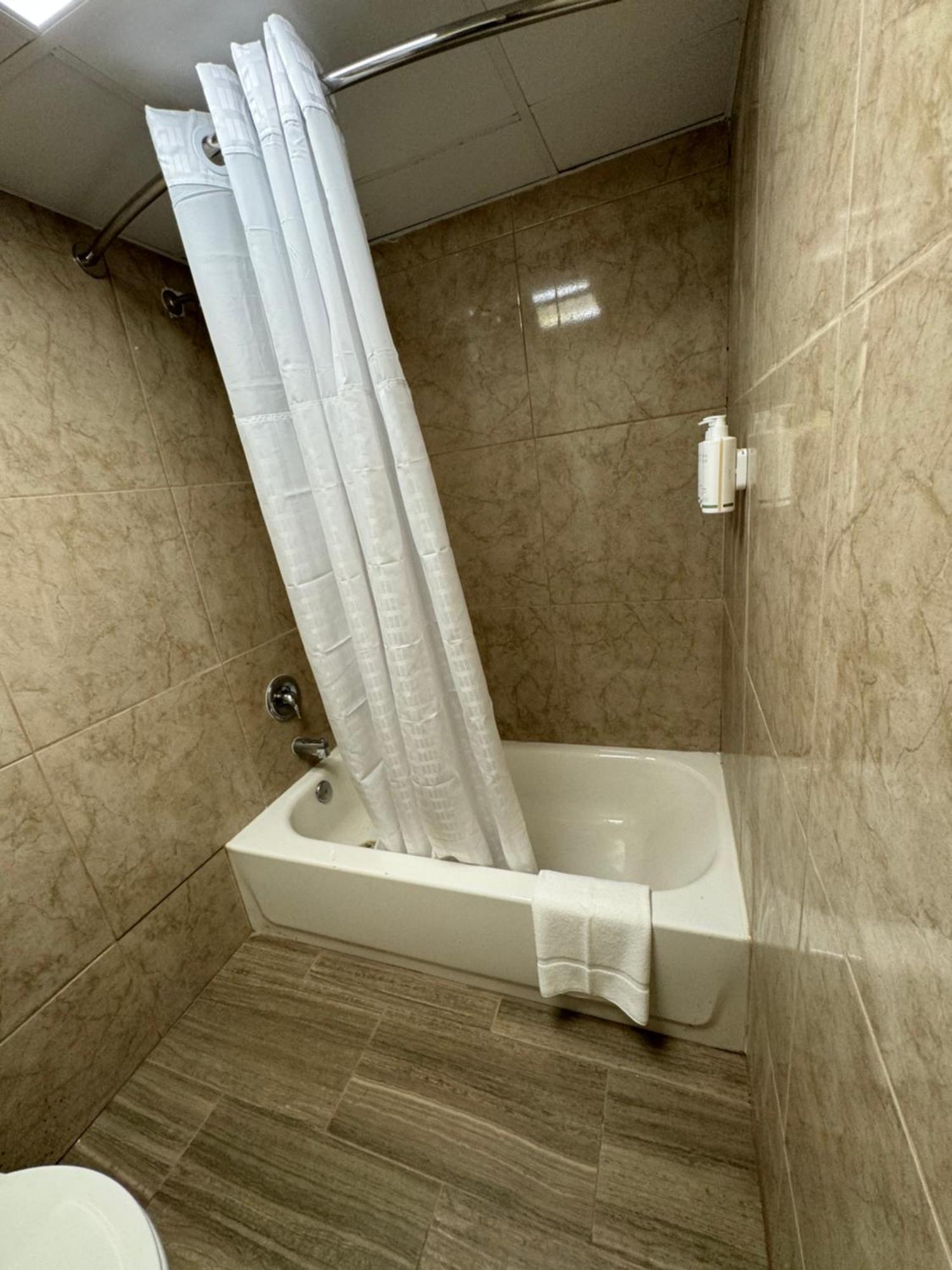 Super 8 By Wyndham Corpus Christi Airport Hotel ภายนอก รูปภาพ