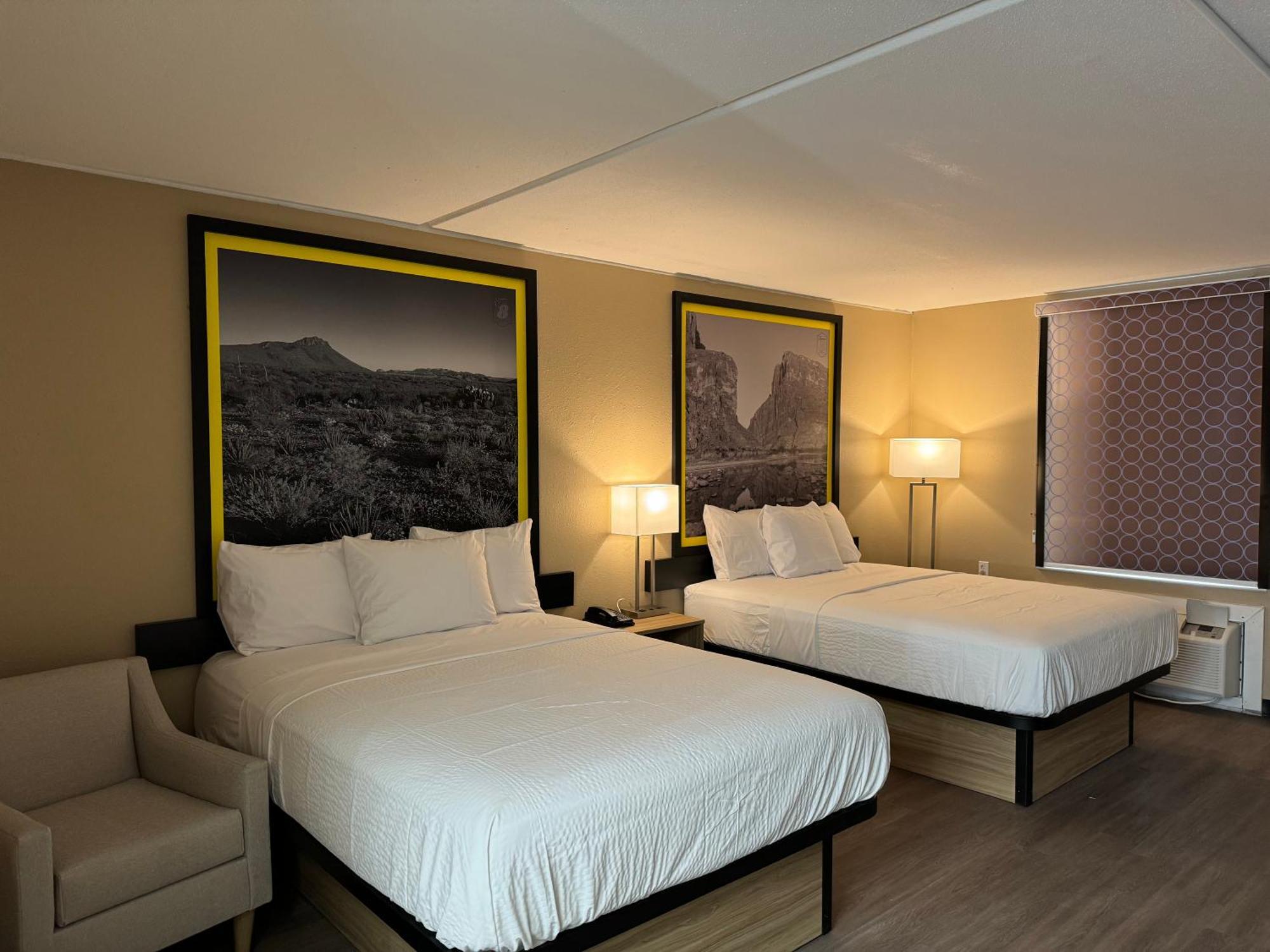 Super 8 By Wyndham Corpus Christi Airport Hotel ภายนอก รูปภาพ