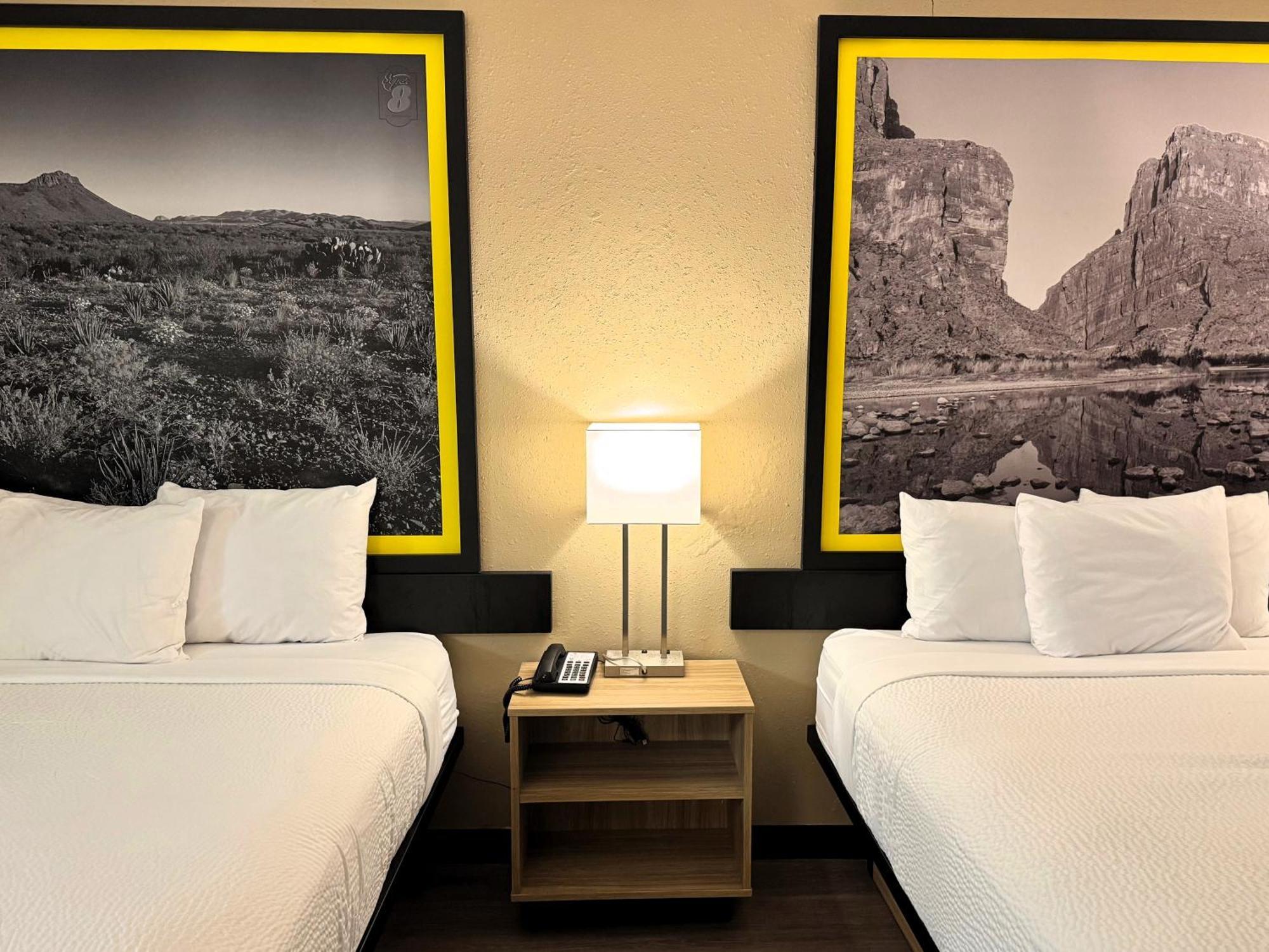 Super 8 By Wyndham Corpus Christi Airport Hotel ภายนอก รูปภาพ