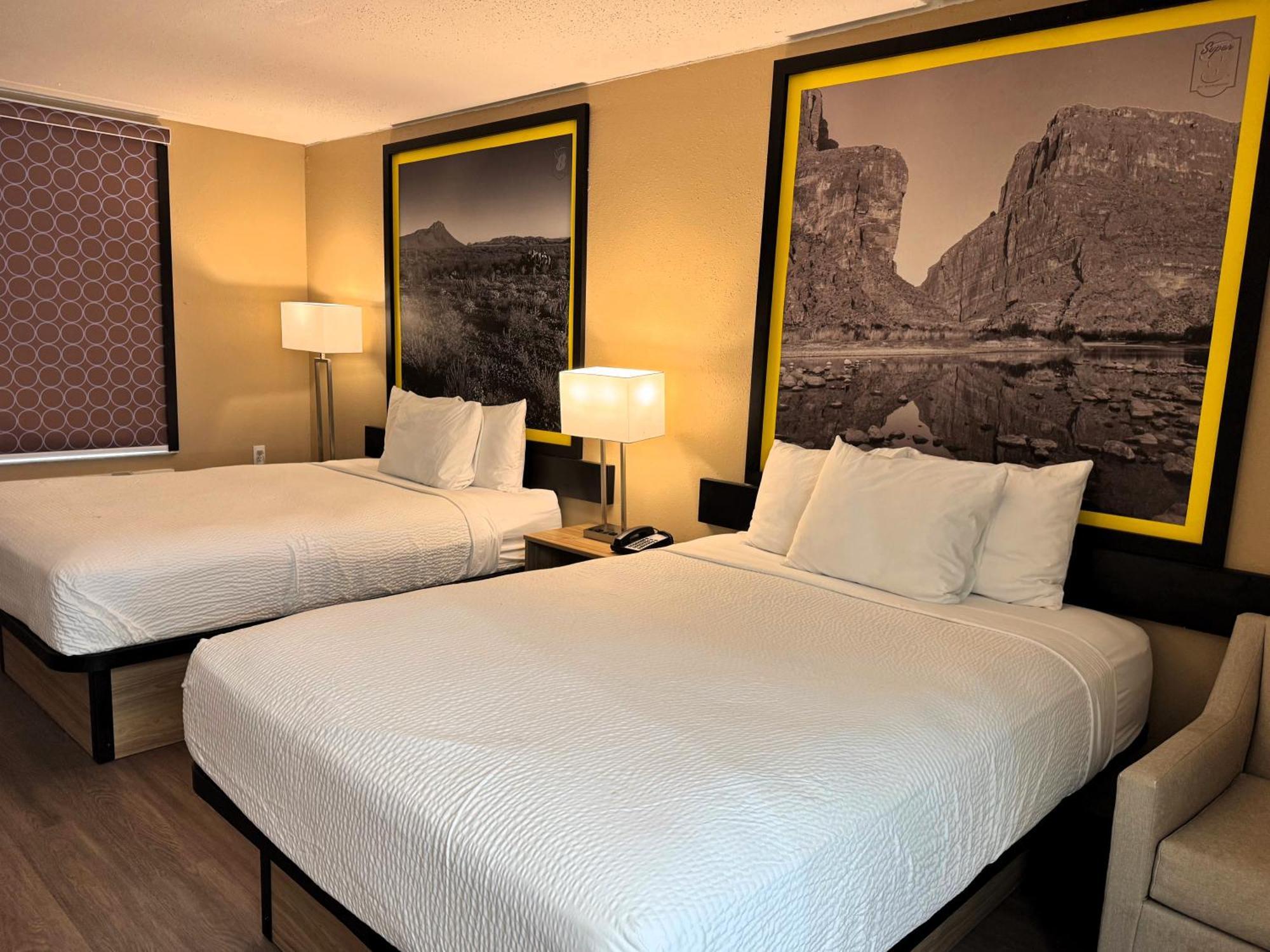 Super 8 By Wyndham Corpus Christi Airport Hotel ภายนอก รูปภาพ