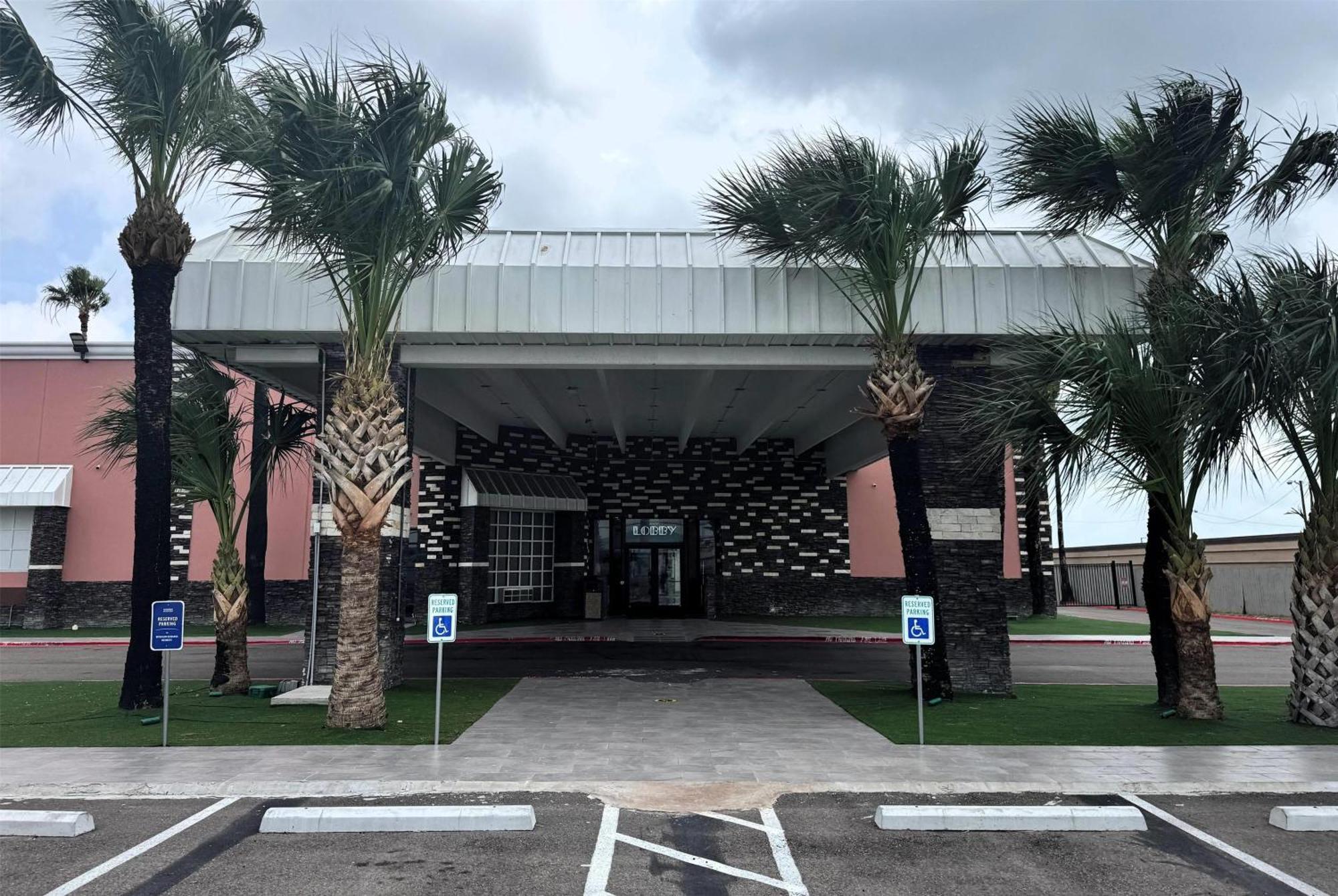 Super 8 By Wyndham Corpus Christi Airport Hotel ภายนอก รูปภาพ